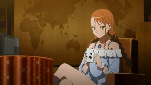 Цагаан өнгийн туузтай даашинз